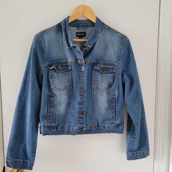 New Look || Blue Buttoned Flap Pocket Denim Jean Jacket - Picture 4 of 8